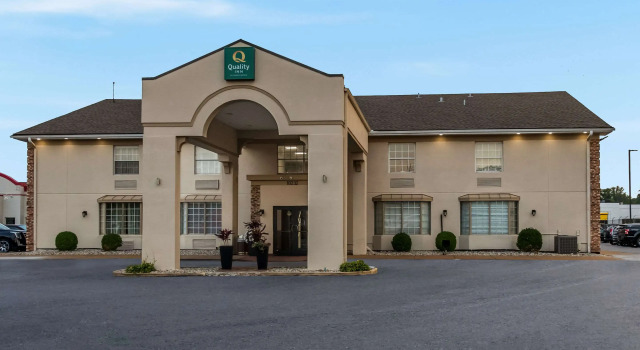 Quality Inn Saint Louis Airport