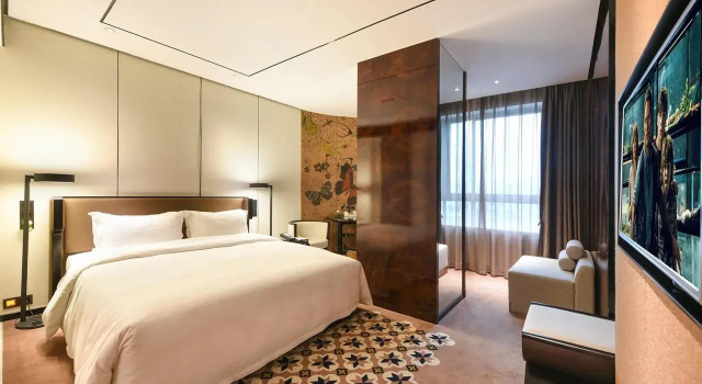 Mehood Lestie Hotel