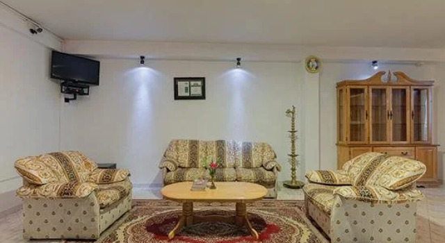 Hotel Avian Breeze, Забронировать Отель Нувара-Элия 