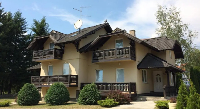Casa Vostra Apartments, Buchen Sie Ferienwohnung Čajetina 