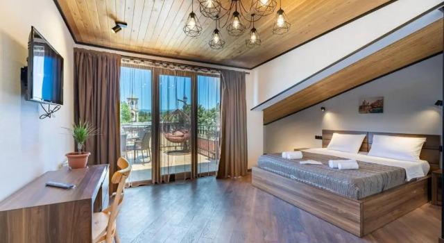 3BR apt w huge terrace & magnificent views