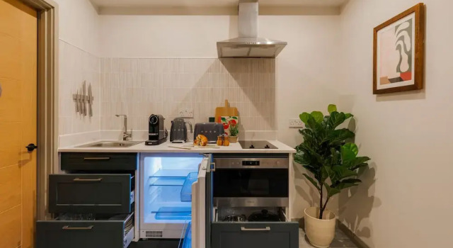 Студия Grand Tower Bridge Road I Your Apartment