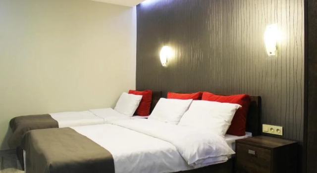 Studio rooms on the 2nd Floor, Забронировать Отель Отели Еревана 3 звезды, рядом с Площадь Республики, 3*