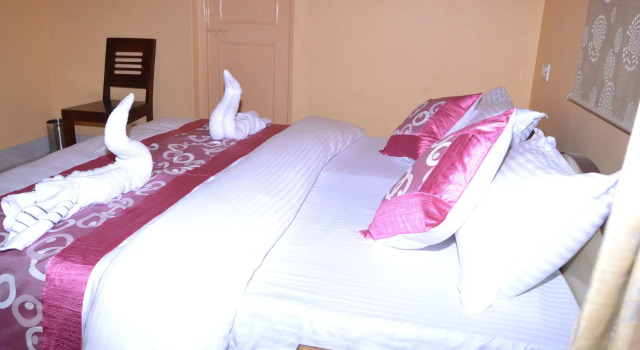 Hotel Chouhan Palace, Забронировать Отель Отели штата Раджастхана с парковкой, Парковка