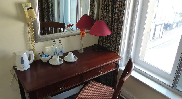 The George Hotel, Reservar Hotel Chepstow Gwent