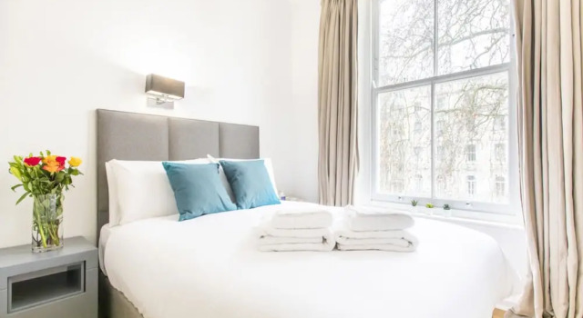 Royal Residence Charming 2 Bedroom - Talbot 3b