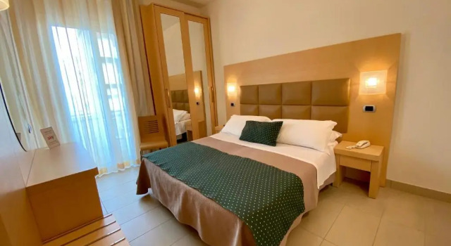 Семейный номер Standard с частичным видом на море Hotel Granada