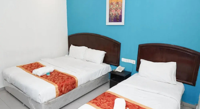 Трёхместный номер Standard Hotel Shri Putiri
