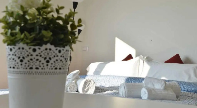 Студия CITY CENTER - LUIGI&CAROLINA APARTMENTS - by Host4U