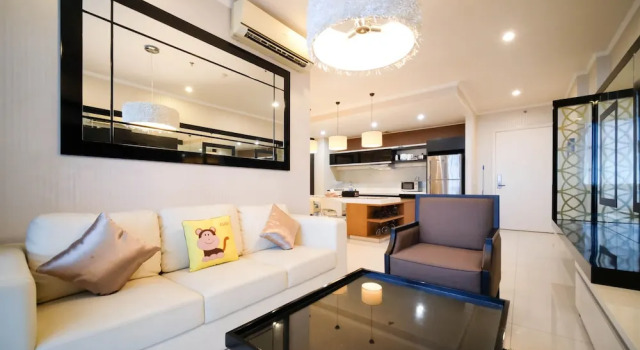 Апартаменты Spacious 2Br At The Via And The Vue Apartment Surabaya