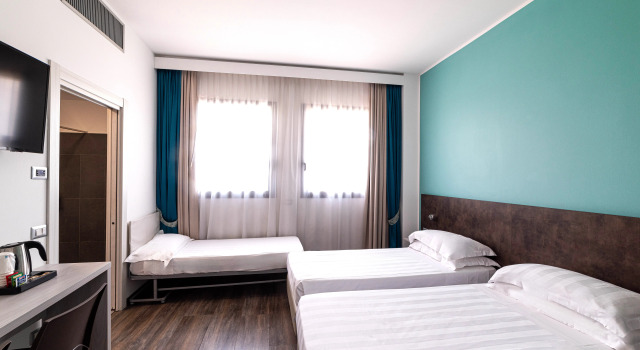 Отель Phi Hotel Milano