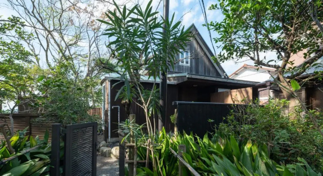 Коттедж Hayama Issiki Beach House