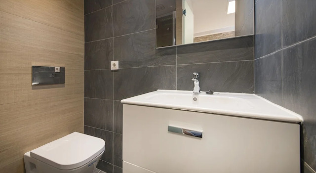 Circus House, Забронировать Отель Бизнес-отели Tarragonès, 4* 5*