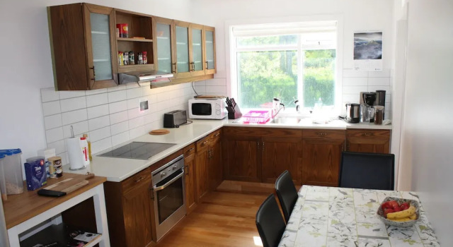 Двухместный номер Economy Цокольный этаж с красивым видом из окна Brekkugata 33 Guesthouse