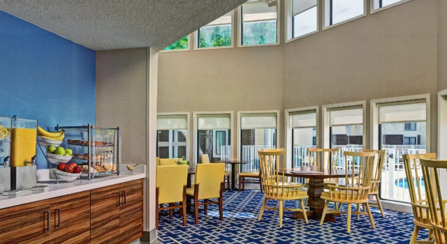 Sonesta ES Suites Somers Point, Забронировать Отель Сомерс-Пойнт Джерси-Шор