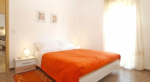 Apartment 1611