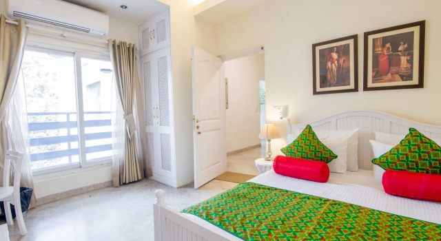 Colonels Retreat 2, Rezervovat Hotel Levné hotely v Delhi NCR