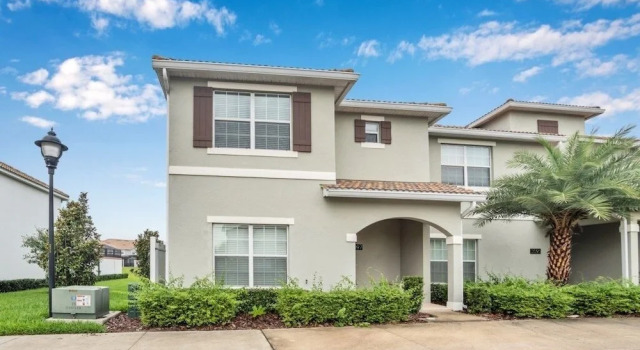 Amazing Story Lake Town Home Sleeps 11 5 Bedroom Townhouse by Redawning, Rezerwuj Hotel Hotele w Kissimmee z parkingiem, Parking