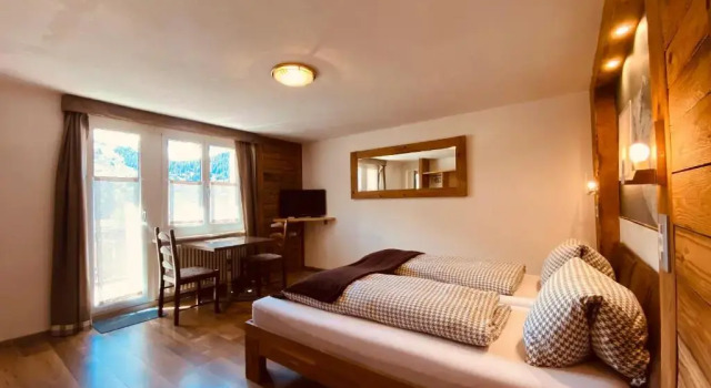 Семейный номер Standard Mountain Lodge Sedrun