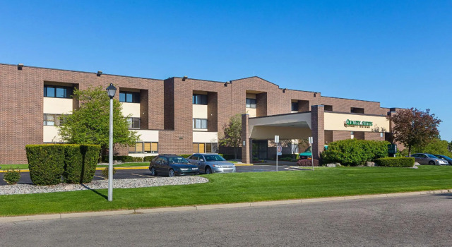 Standardowy pokój Quality Suites Hotel - Lansing