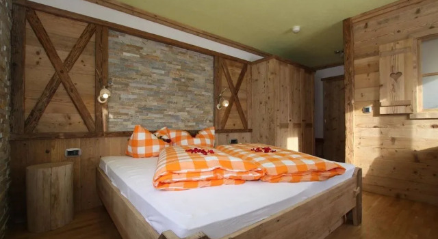 Gasthof Humlerhof, Rezerwuj Hotel Hotele w Wipptal z parkingiem, Parking