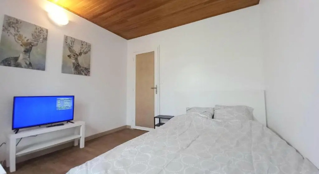 Апартаменты c 1 комнатой Rosny Sous Bois, appartements au centre ville