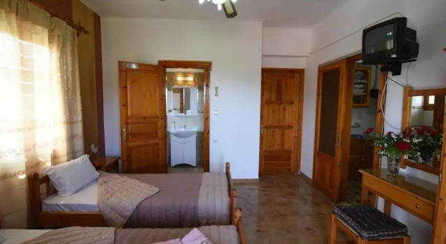 Skopelos Sunny Daze - Spacious Summertime Suite, Забронировать Отель Отели Скопелос 3 звезды, рядом с Центр фотографии Скопелоса, 3*
