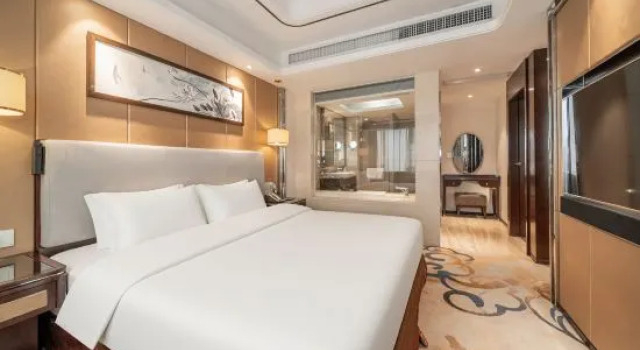 Люкс Executive Noble Jasper Hotel Huizhou