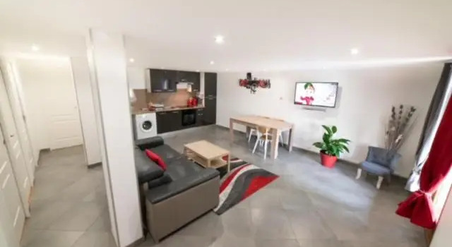 Appartement Garden proche de Lyon, Rezerwuj Apartament Meyzieu Rhône