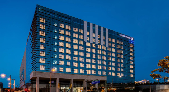 Golden Tulip Incheon Airport Hotel & Suites