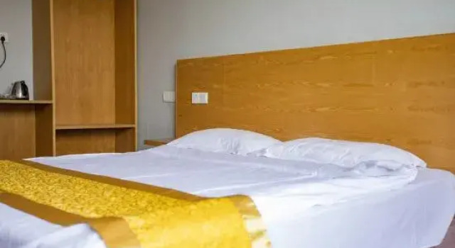 Hongxilai Hotel, Prenota Hotel Hotel a Ningbo con parcheggio, Parcheggio