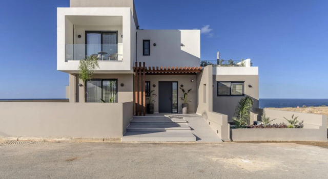 Вилла Villa Luxury Heaven - with Heated Pool