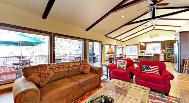 1857 High Meadow Trl Home 4 Bedrooms 2.5 Bathrooms Home