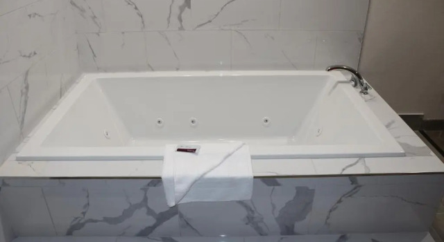 Двухместный люкс Standard Scottish Inn & Suites - IAH Airport