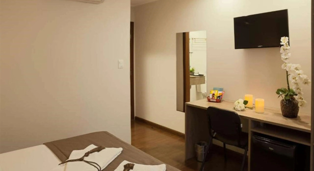 Tryp by Wyndham Varginha Cafe Royal, Забронировать Отель Варжинья Минас-Жерайс