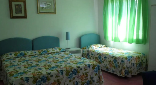 Трёхместный номер Hotel Villa Degli Aranci