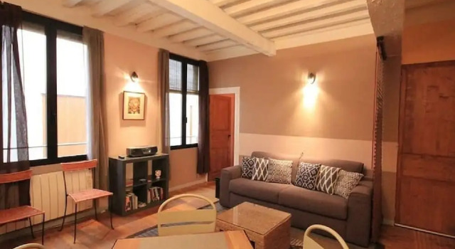 Apartment in the historical center, Забронировать Апартаменты/квартира Отели Авиньона с парковкой, рядом с Филипп Ле Бел Тауэр, Парковка