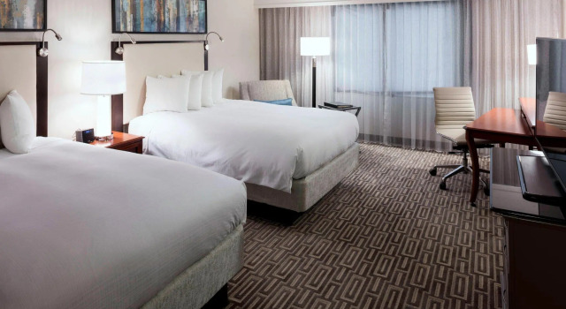 Четырёхместный номер Standard Fairfax Marriott at Fair Oaks