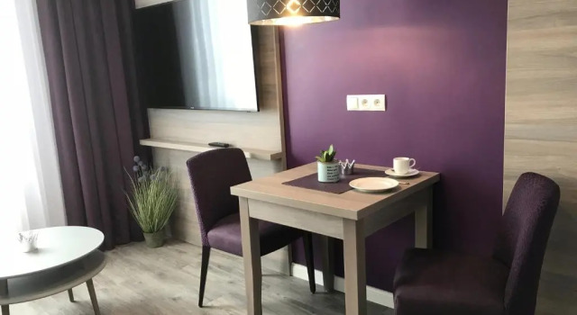 Burgenheimat, Boek Appartement Rhens Rijnland-Palts