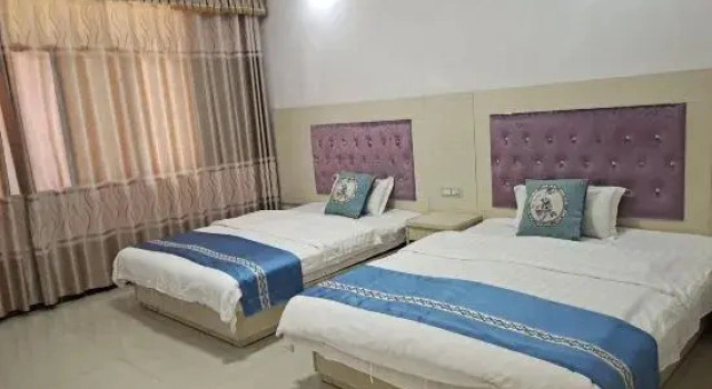 Xinning Xinlong Hotel, Book Hotel Shaoyang 