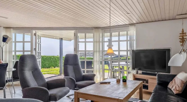 4 Star Holiday Home in Hejls, Book Feriehus Villaer i Hejlsminde, Villa
