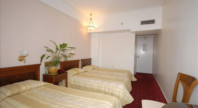 Hotel Balasca, Забронировать Отель Афины Острова Саронического залива - Аттика, рядом с Афинская Академия