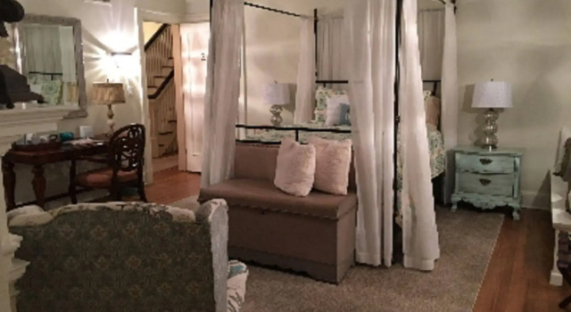 Lochnaiar Inn, Rezervați Hotel Racine Wisconsin