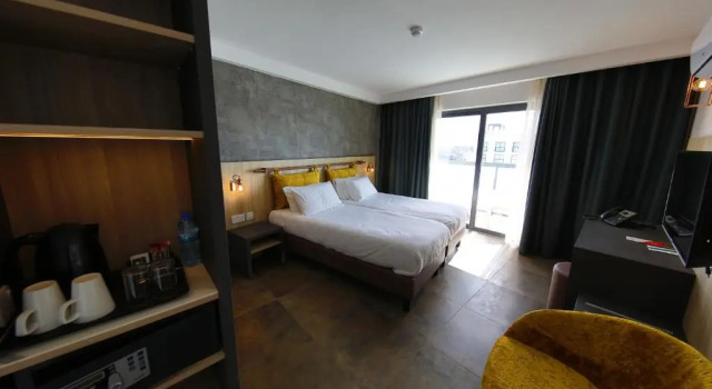 Двухместный номер Deluxe с балконом Ivy Hotel