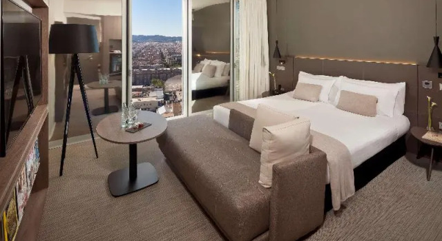 Двухместный номер Premium с видом на город Meliá Barcelona Sky 4 Sup