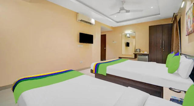 Hotel Strawberry inn, Mahabaleshwar, Забронировать Отель Отели штата Махараштры 3 звезды, 3*