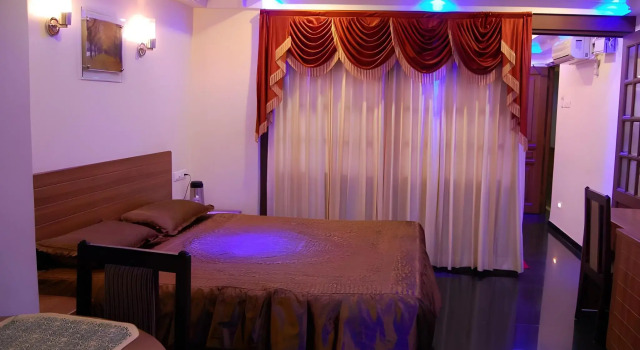 Hotel Royal Sathyam