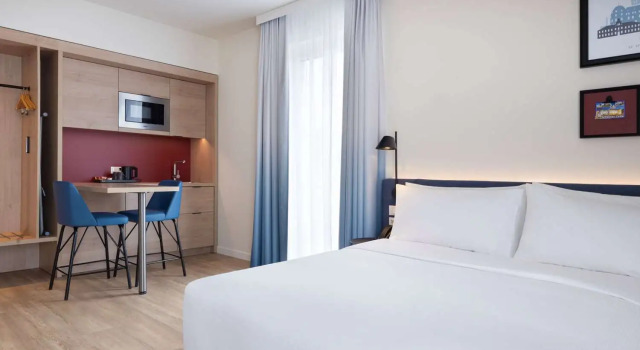 Студия Hampton By Hilton Celle
