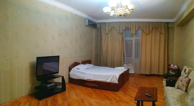 Bakuvi Tourist Apartment B015, Book Apartment Baku Azerbaijan