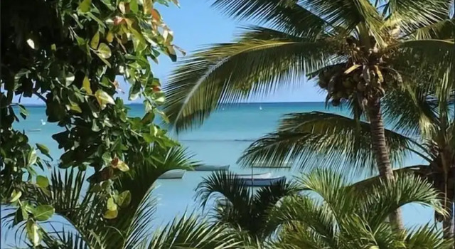 Вилла с 3 комнатами с балконом и с видом на море Villas Banyan